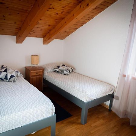Casa Celesta Appartement Aosta Buitenkant foto