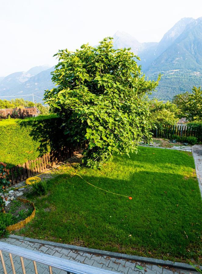 Casa Celesta Appartement Aosta Buitenkant foto