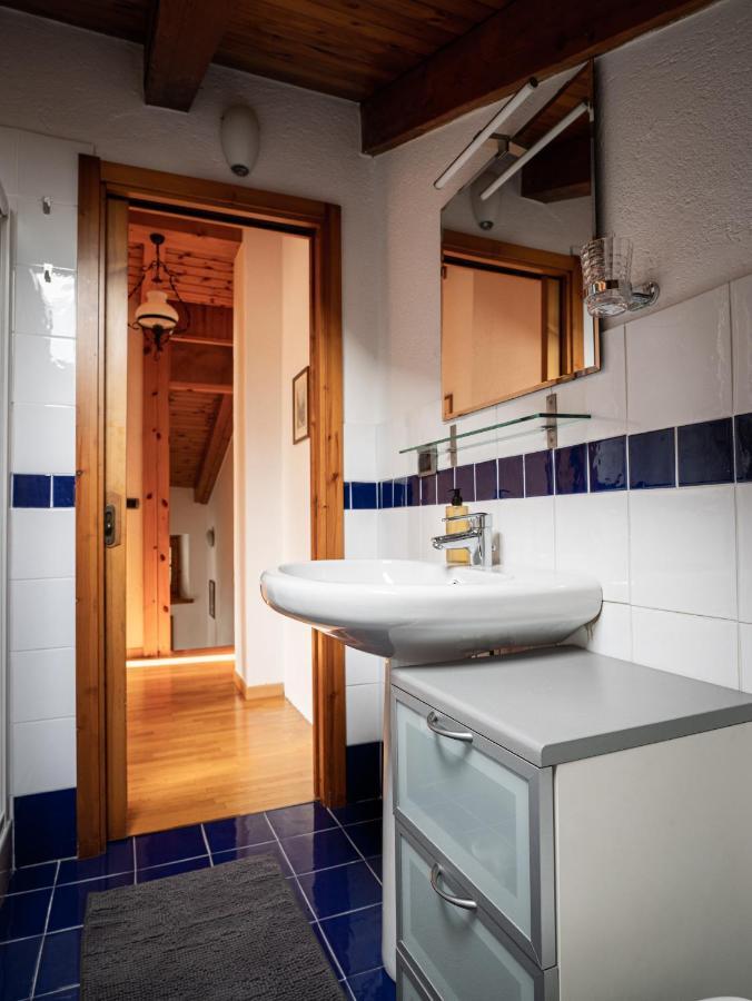 Casa Celesta Appartement Aosta Buitenkant foto