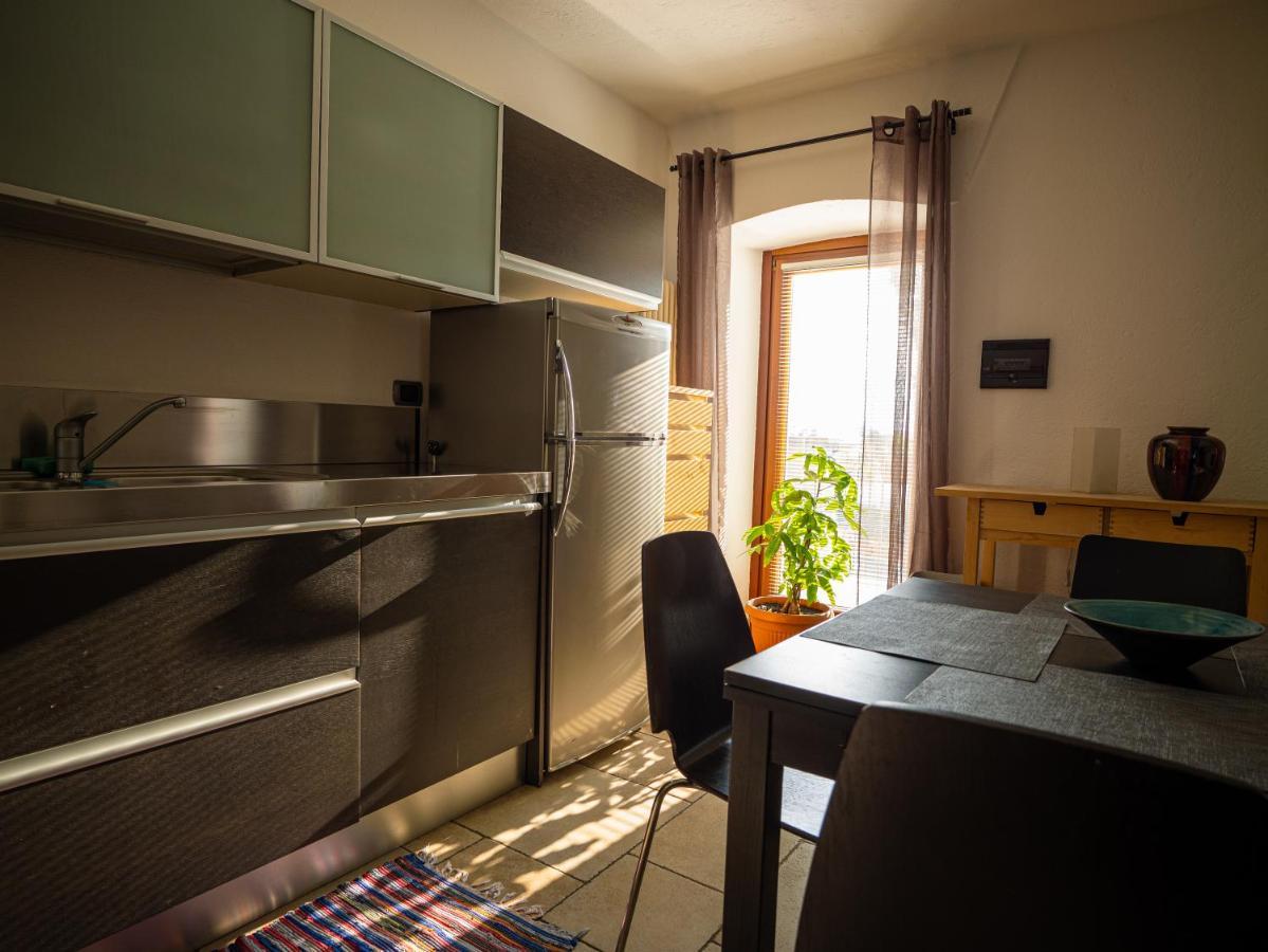 Casa Celesta Appartement Aosta Buitenkant foto