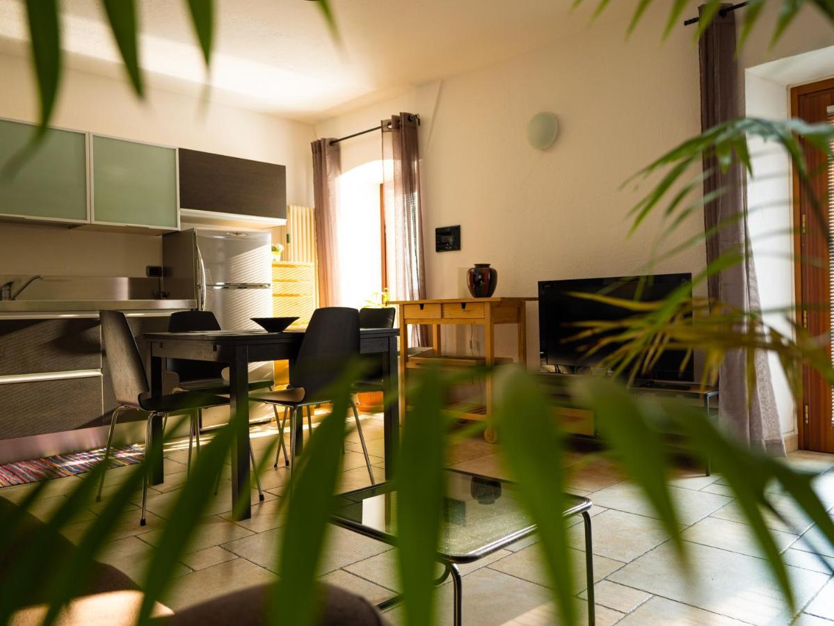 Casa Celesta Appartement Aosta Buitenkant foto