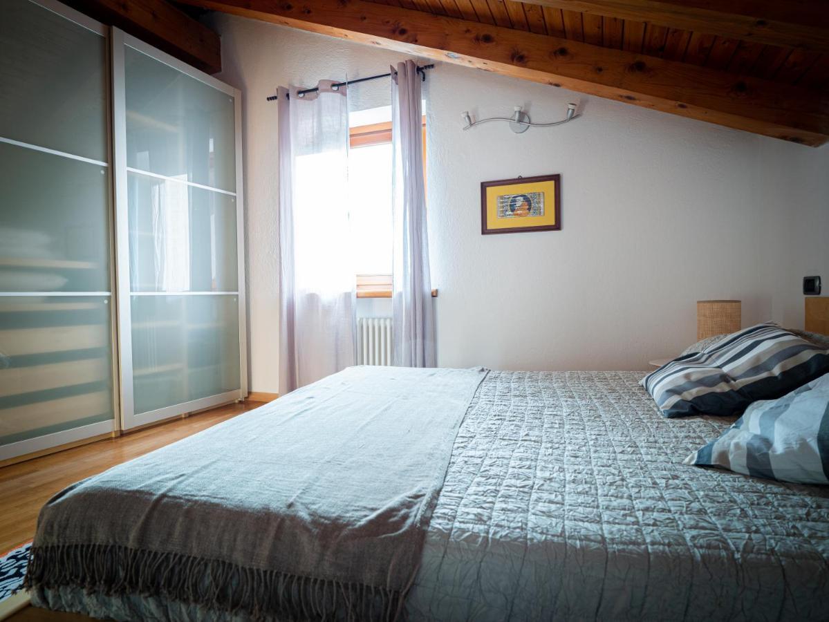 Casa Celesta Appartement Aosta Buitenkant foto